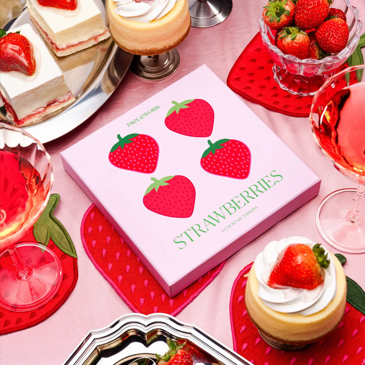 Strawberries Cocktail Napkins - Set of 4