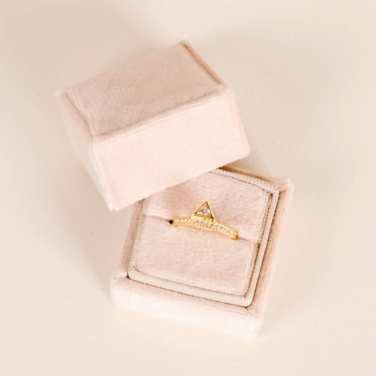 Velvet Jewelry Box - Cream