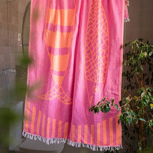 Sardine Beach Towel - Hot Pink/Orange