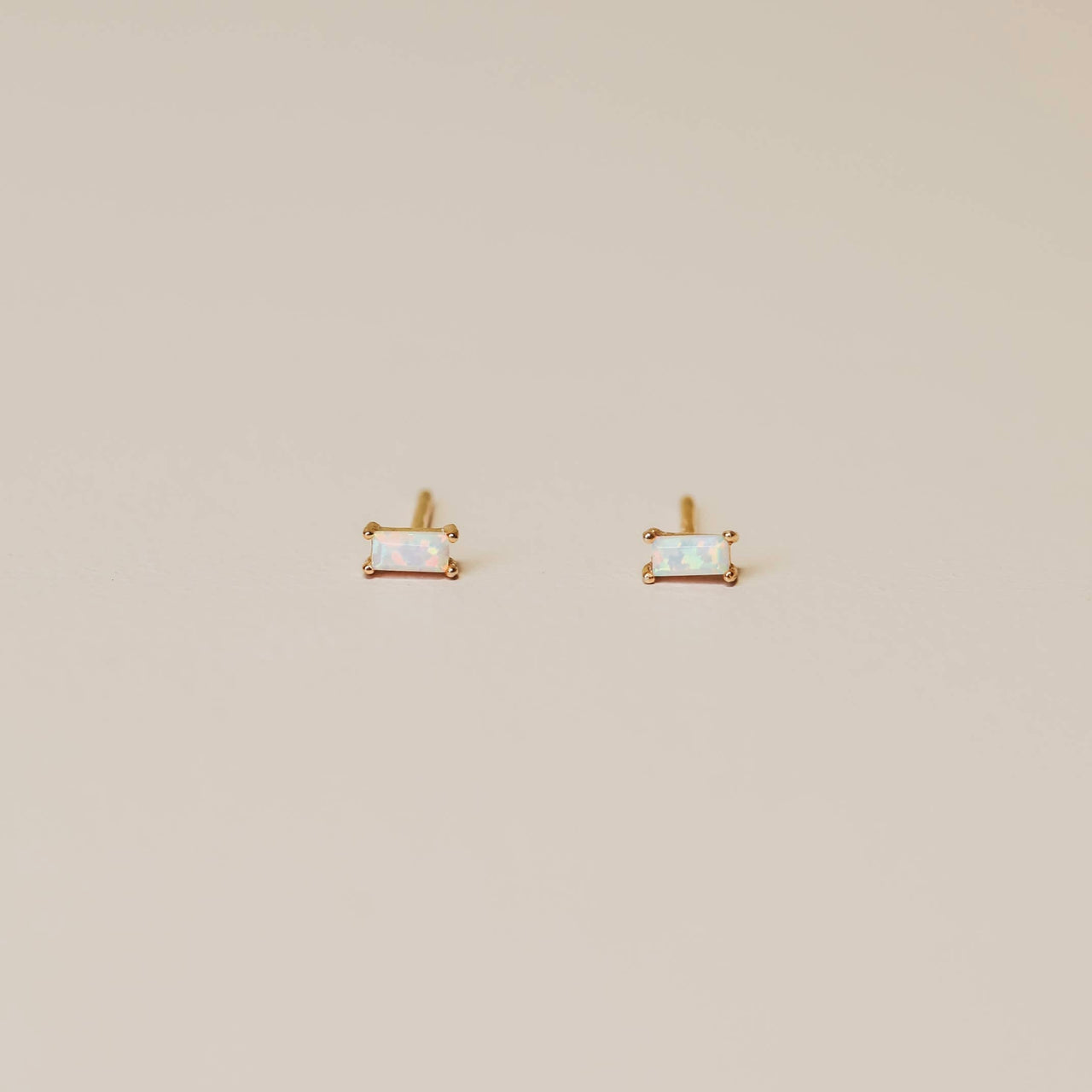 Baguette Earring- White Opal