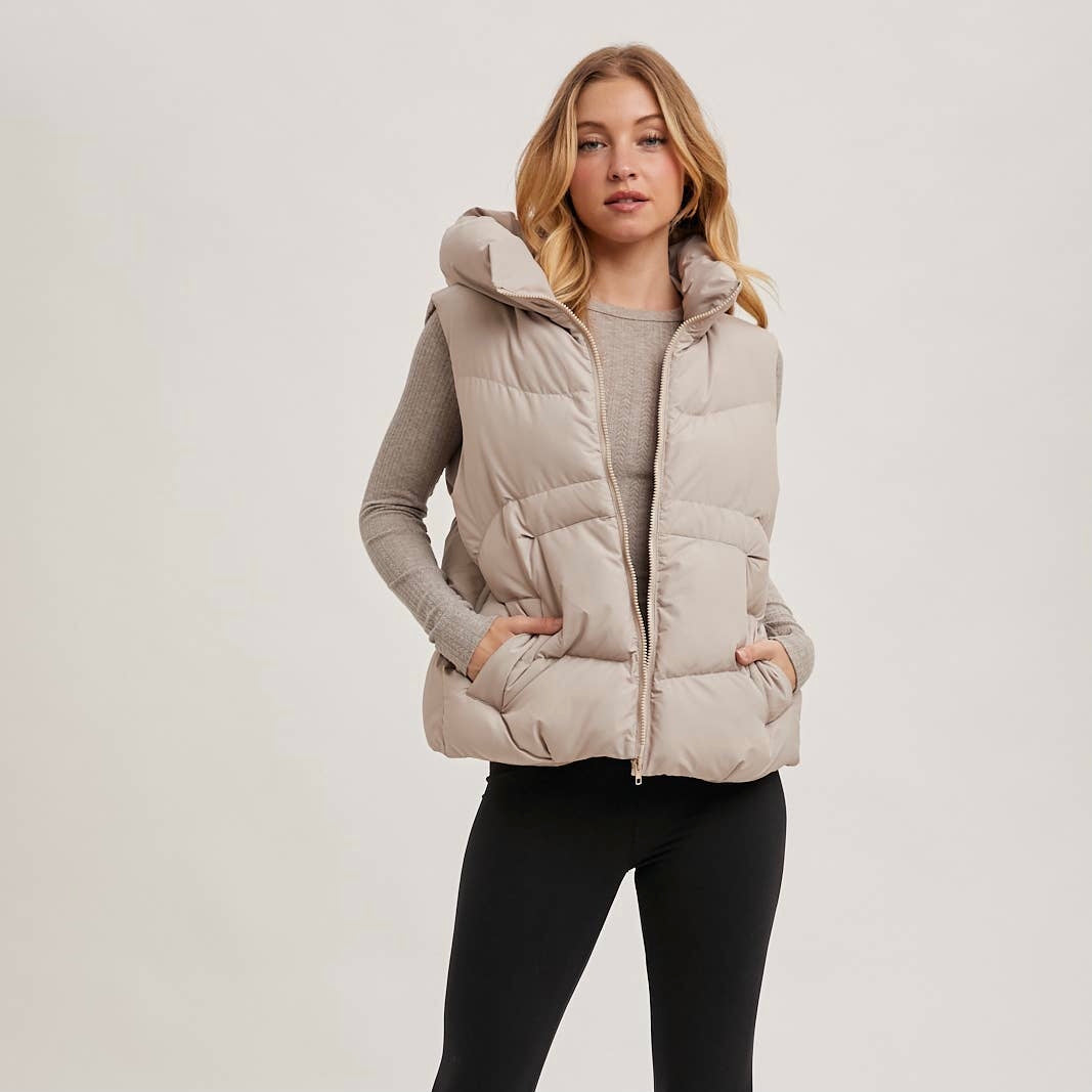 ZIPPER DOWN PUFFER HOODED VEST