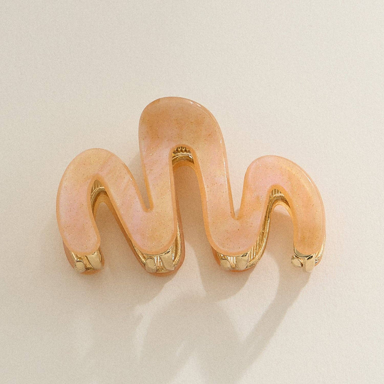 Matte Wavy Claw Clip with Gold Detailing